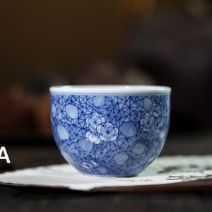 100ml Blue and White Wood Fired Master Cup,Handmade Tea Cup,Jingdezhen Ceramic Hand-painted Pane Ice Plum Tea Cup