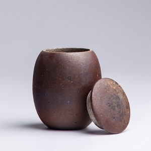 Jingdezhen Handmade  Pottery Clay Tea Jar
