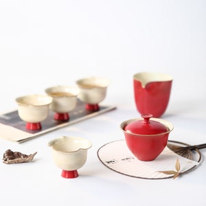 Juego Gaiwan de cerámica roja y blanca hecha a mano de 160 ml