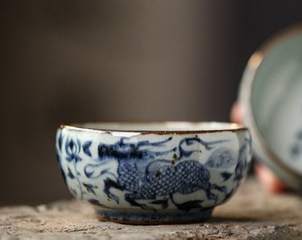 100ml Jingdezhen Handmade Antique Blue and White Hand-painted Unicorn Tea Cup Master Cup Pu'er Cup Arhat Cup