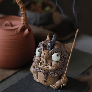 Jingdezhen Handmade Clay Pixiu Tea Pet Incense Burner