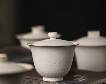 Jingdezhen Fenyin(粉引) Glaze Gaiwan with Crackled Effect,120-180ml