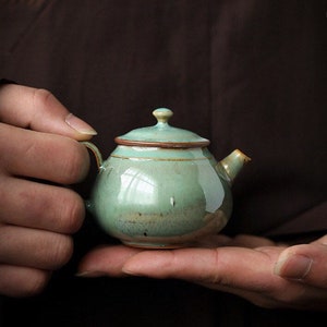 150ml Jingdezhen Handmade Hat Design Teapot,Mini Teapot