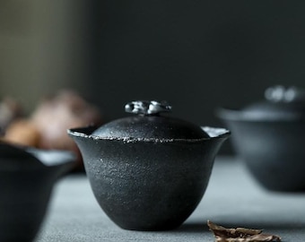 160ml Jingdezhen Gaiwan, Gaiwan Wabi-sabi侘寂 con smalto nero e bottone di copertura a forma di pesce rosso
