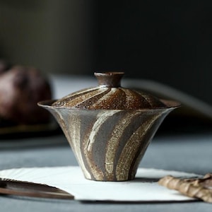 100ml Hand-brushed Striped Pottery Gaiwan &quot;Bamboo Hat&quot; Gaiwan