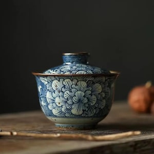 140ml Jingdezhen Hand-painted Qinghua 青花 Porcelain Gaiwan
