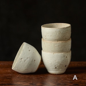 Series Jingdezhen Fenyin(粉引) Pottery Gaiwan-KOHIKI Tea Cup with Crackled Effect