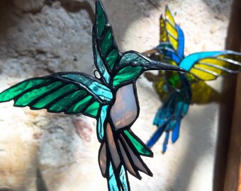 Multicolor stained glass Hummingbird figurine, Stained glass Hummingbird suncatcher, Stained Glass window hangings bird