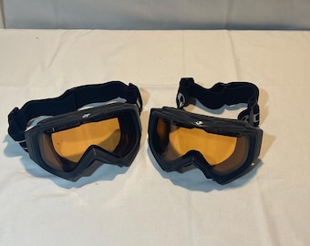 Giro Ski/Snow Goggles with Black Frame & Amber Tinted Lens Adjustable Strap PAIR