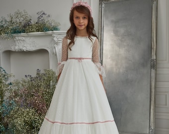 Communion dress with flowers at the waist Tulle Catholic communion dress with colorful sash Non-fluffy Cathedral tulle dress with polka dots