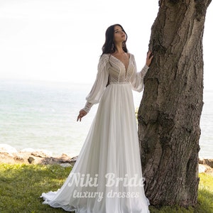 Romantic Chiffon Wedding Dress With 