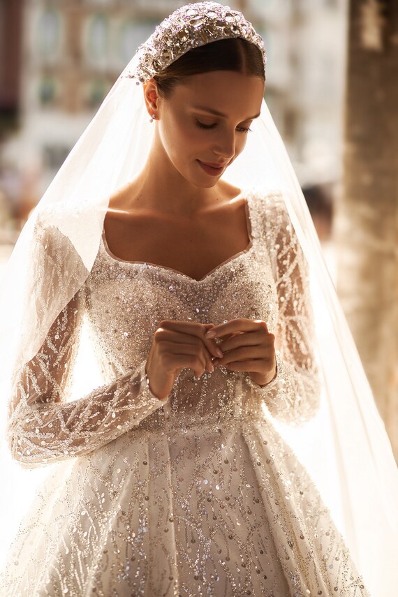 Long sleeve clearance crystal wedding dress