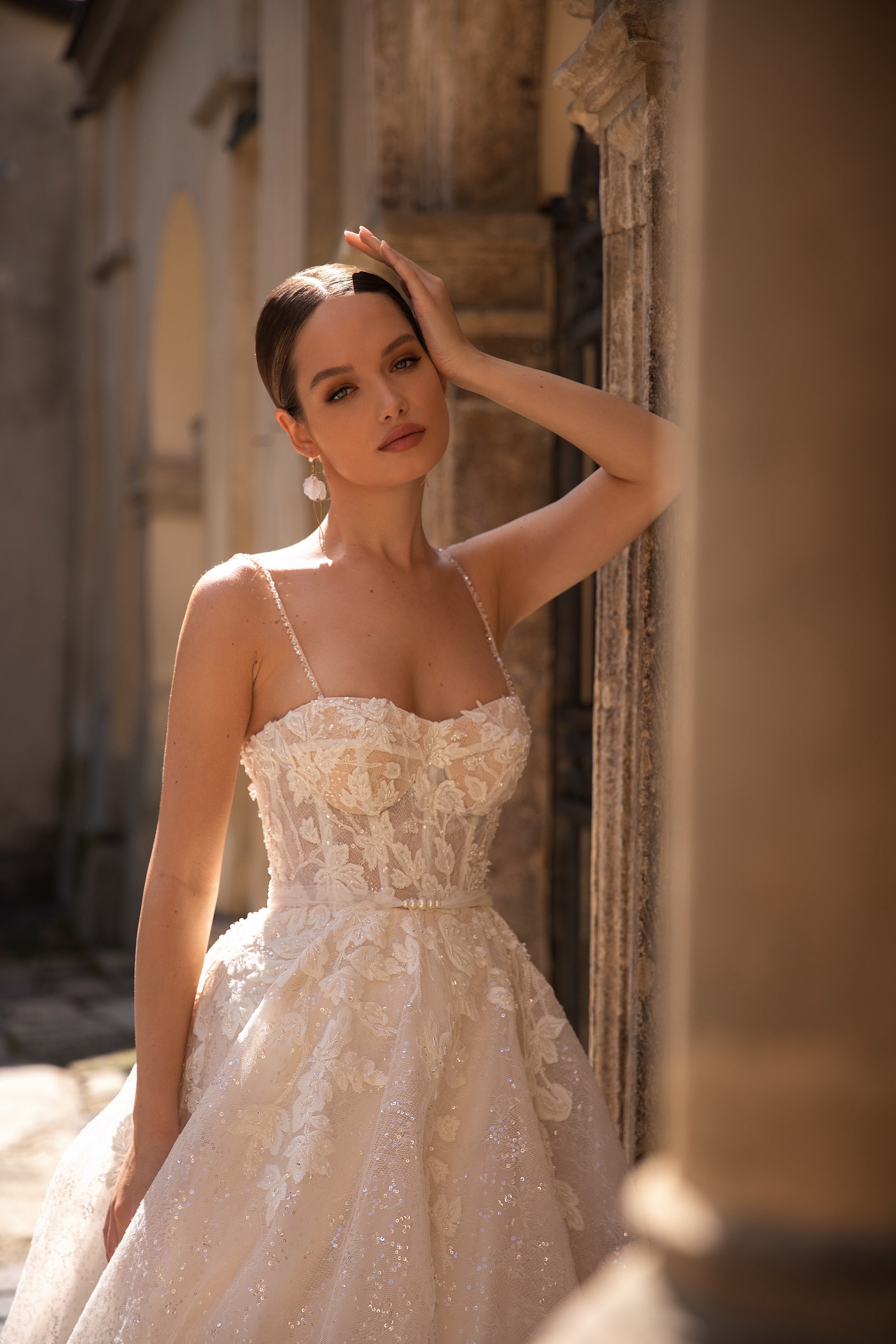 Dream Wedding Dress. Delicate Dress With a Tulle Skirt and Guipure Top With  3D Flowers, Beads and Pearls 