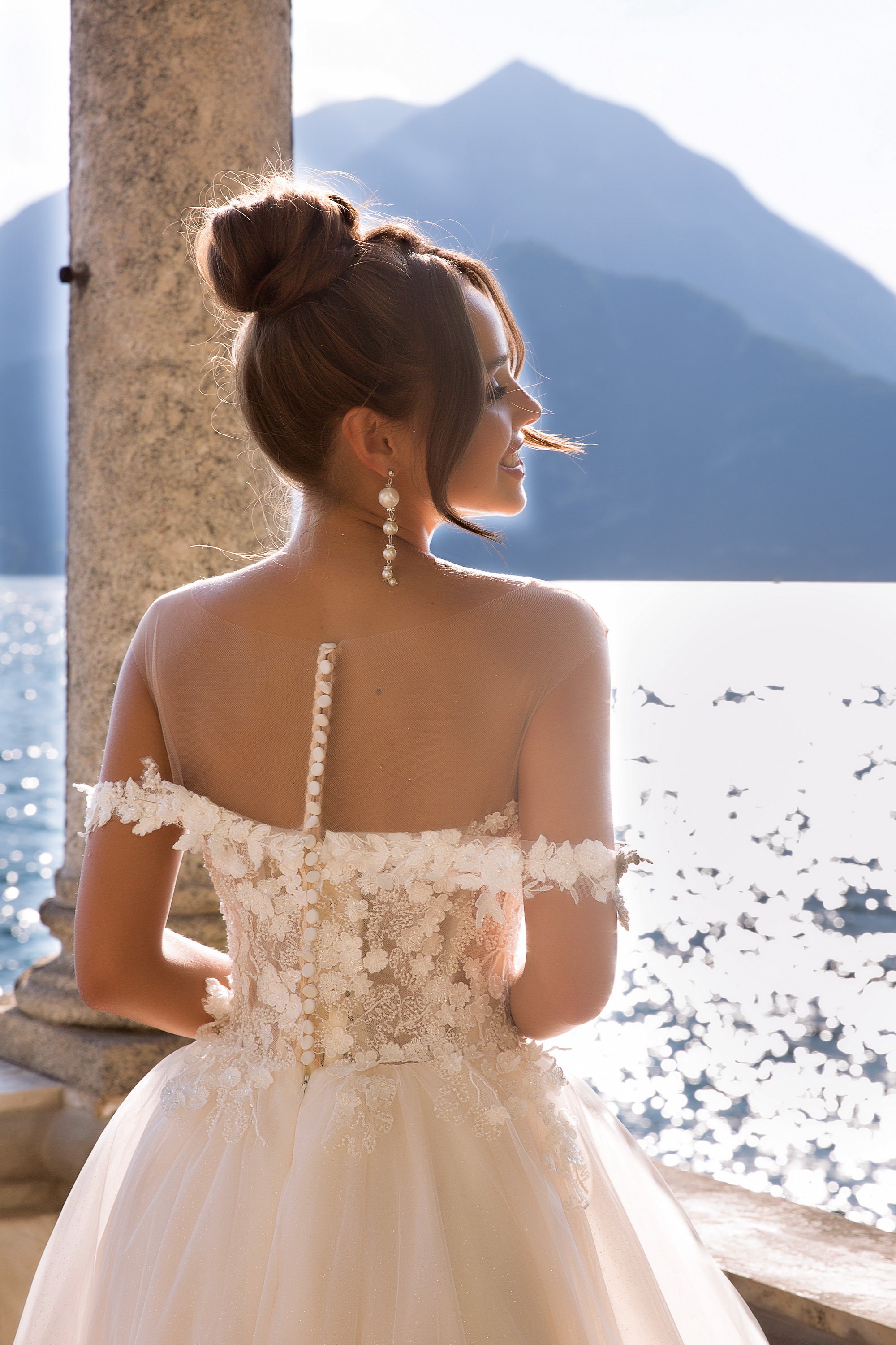 Dream Wedding Dress. Delicate Dress With a Tulle Skirt and Guipure