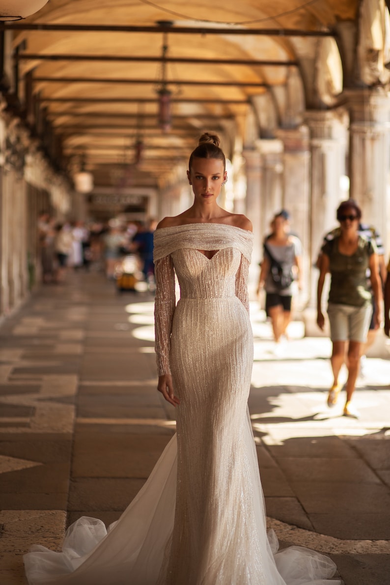 Straight lace wedding dress. Shiny lace dress with long sleeves. Straight shiny dress with a bow. Ivory wedding dress with Godet silhouette image 4