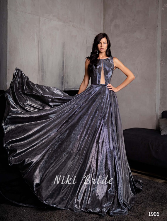 Shining Fabric A-siluet Dress. Shining 