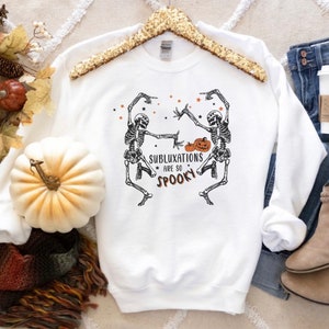 NEU! Subluxationen sind gruseliger Chiropraktik-Pullover, Halloween-Chiro-Sweatshirt, Herbstgeschenk für Chiro-Student, Rundhalsausschnitt