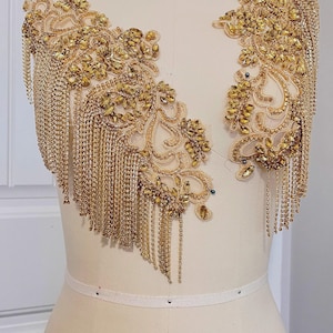 Aplique dorado con flecos / parches de hombro con flecos 1 pieza 071