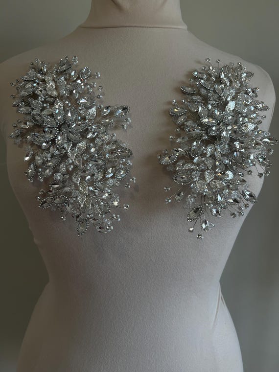 Silver 3d Applique/ Silver Metal Floral Embellishment/ Price Is For The Pair/ Item #180