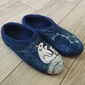 Handmade Woolen Slippers with Polar Bears, Eco-natural Felt Warm Shoe with Big Dipper Constellation, Indoor Merino Felted Wool Slippers Gift