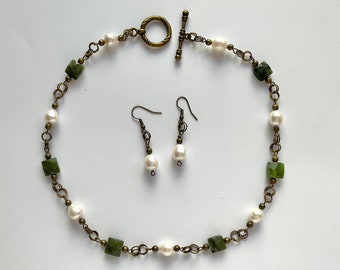 Conjunto de collar y pendientes, gemas verdes, joyería de perlas cultivadas para mujer, gargantilla de dos hilos verde blanco, regalo sigular único, romano antiguo