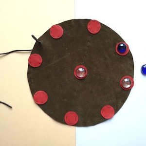 Handgemaakt Roman Rota Game: leren bord met glazen stenen
