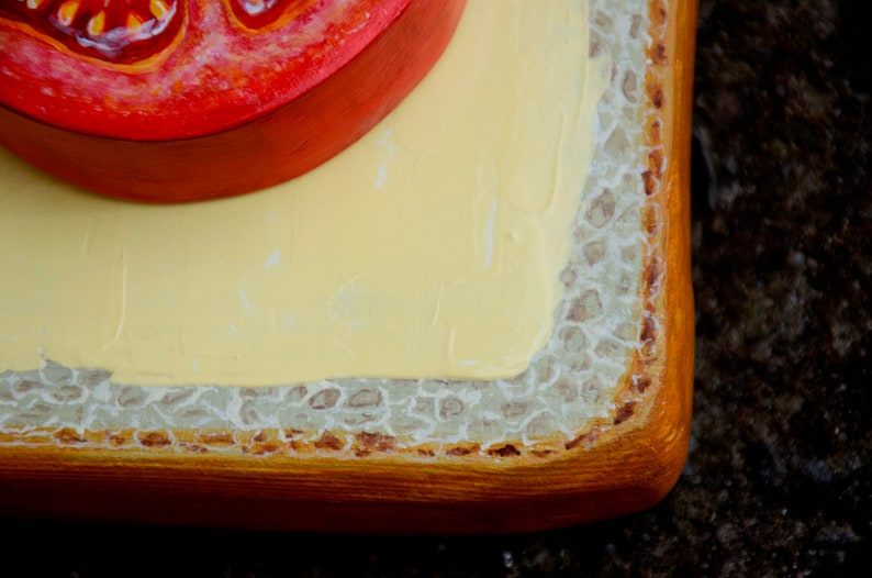 Väggkonst i köket: Handmålad tomattoast i trä bild 11