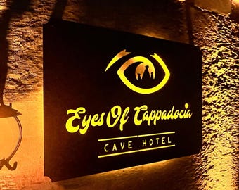 Insegna personalizzata con logo in acciaio Corten, metallo arrugginito, taglio laser, opzione retroilluminazione, insegna d'ingresso