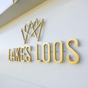 Letras de canal personalizadas de acero inoxidable: Letrero con logotipo de metal cepillado, letrero exterior, para exteriores – Fachada del edificio imagen 13
