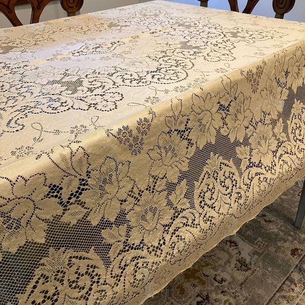 Vintage Ivory Quaker Lace Tablecloth New Old Stock Never Used 72  x 90