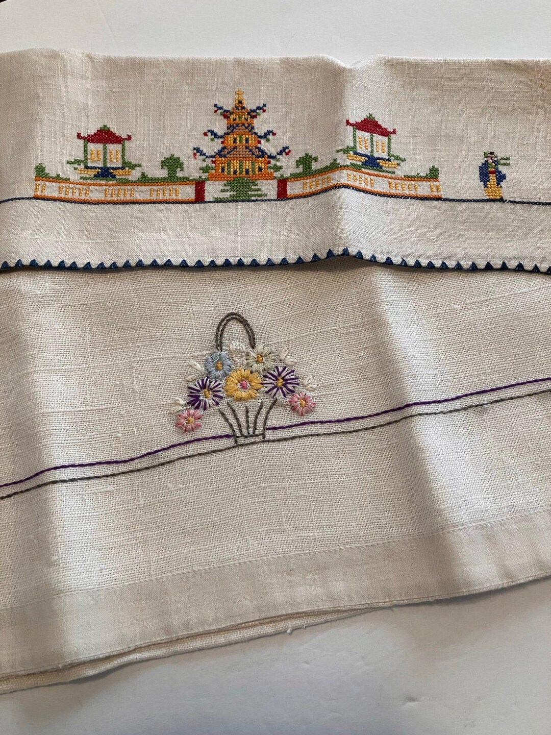 Chinese Hand Rags 2 Vintage Hand Embroidered Huck Cloth Hand Towels Asian Temple Floral ...