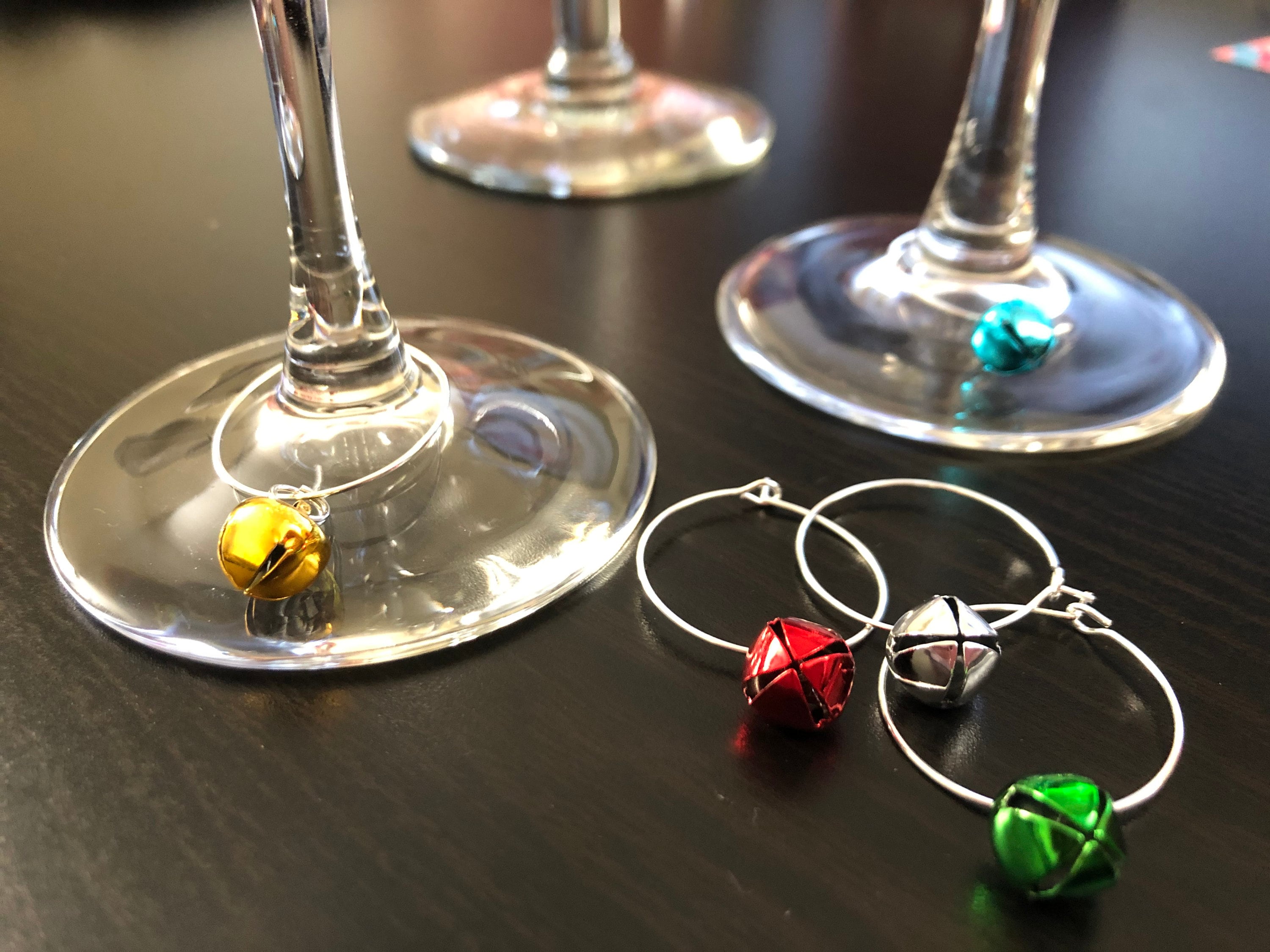 Beautiful Wine Glass Charm Rings Set Of 5 Christmas theme