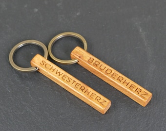 Keychain with engraving wooden brother's heart, sister's heart gift, birthday brother, sister, wedding, siblings, sibling love