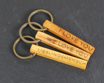 Schlüsselanhänger mit Gravur Holz , lieblingsmensch, I love you, wi love you - Geschenk für beste Freundin, Freund, Sohn, Tochter, Vater usw