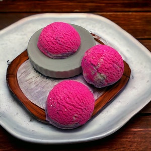 Cherry Berry Bubble Bath-Tropical Fruit scented solid bubble bath, Bubbly Ice Cream Scoops, Round Bubble Scoop Melts, Sparkly Bath Crumbles
