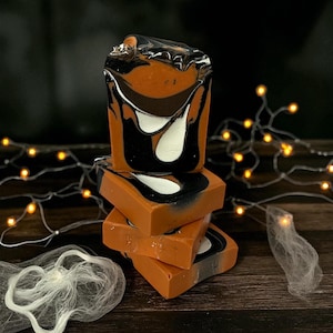 October 31st Soap-Halloween soap, Spiced Orange Scented, Orange + Black Soap, Spooky Bath Gift, Trick-Or-Treat, Witchy Vibes, Fall Aesthetic