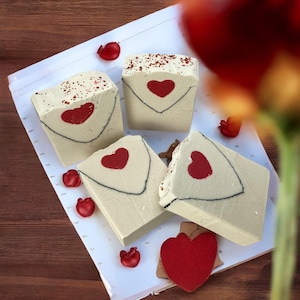 Jabón XOXO: barra de jabón con temática del día de San Valentín, vibraciones de carta de amor, lindo gel de baño, regalo para amigas y amigas, para ella y para él, muestra de afecto, decoración
