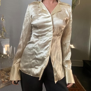 100% Silk Vintage Off White  Blouse- Silx Brand 90s Size Small Medium Dagger Barrymore Collar Velcro Front Tuxedo Costume Shirt