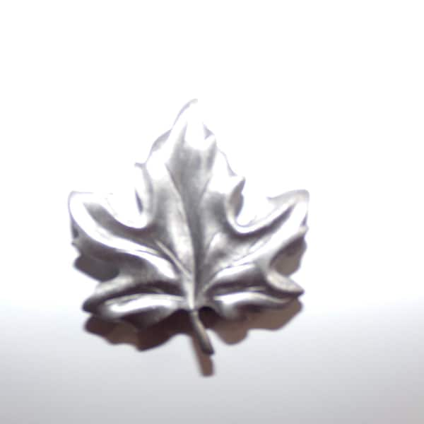 Pewter Maple Leaf Refrigerator Magnet