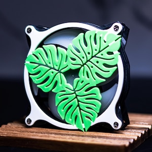 Monstera Couvercle de ventilateur 120 mm pour ordinateurs de jeu, Décoration de salle de jeux de plantes, Décoration de salle de streaming, Grille de ventilateur d'ordinateur, Couvercle de ventilateur 120 mm pour PC