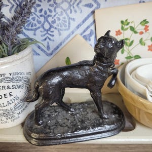 Beautiful Antique Spelter Dog Statue, Hunting Dog, Hunting Decor, Antique Statue