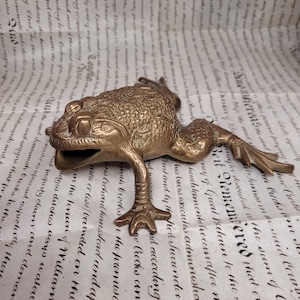 Vintage Quriky Detailed  Brass Frog/Toad Figurine, Frog Themed Decor