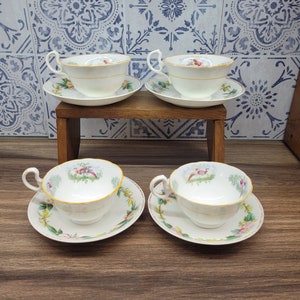 Vintage Aynsley Tea Cup & Saucer EXOTIC Birds Pattern Teacup Yellow Trims