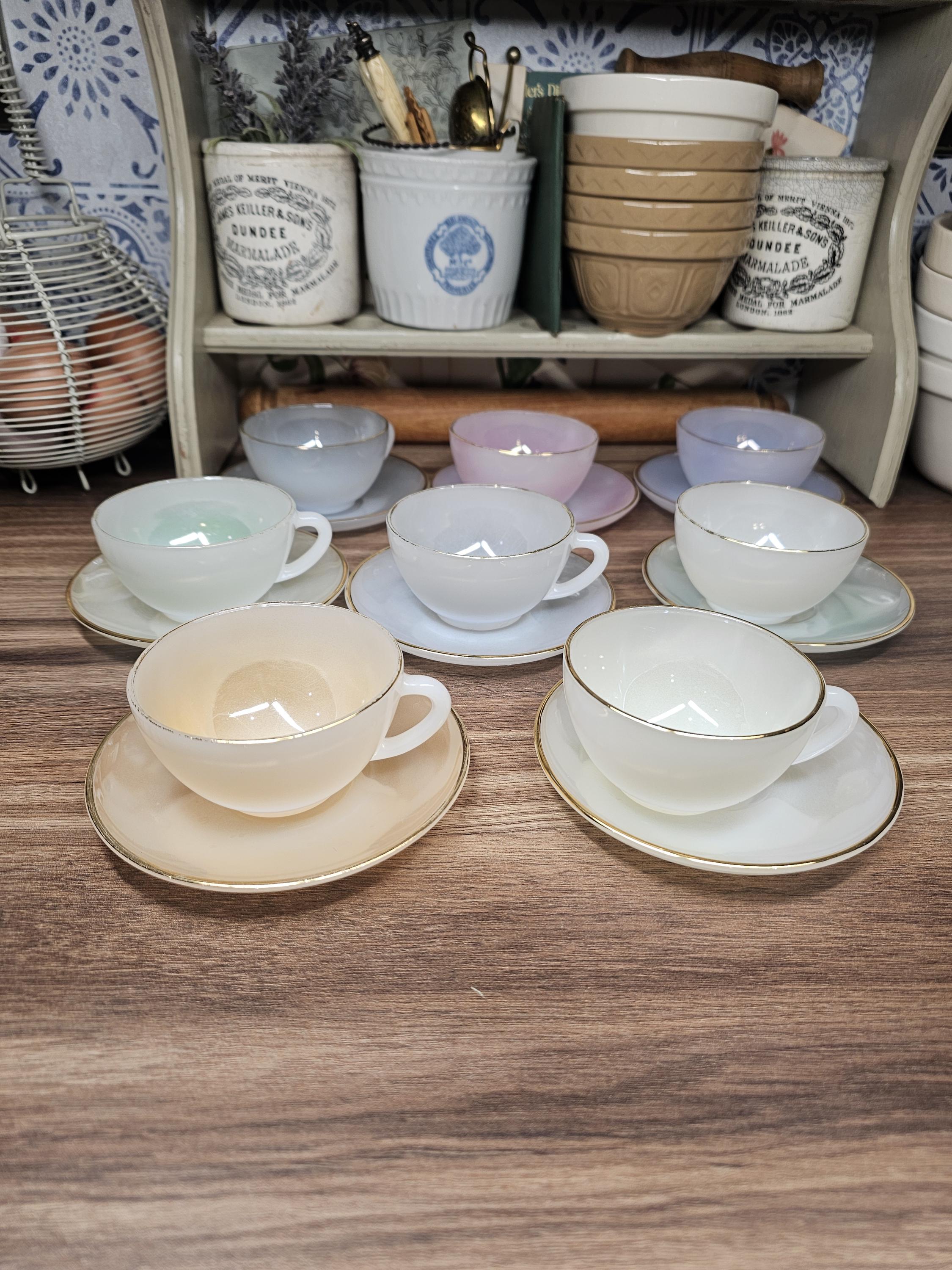 Rare Fine Vintage 1950s French Arcopal Tea Cup/saucer Set. Opaque