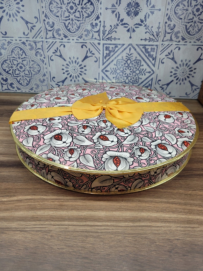Oversized 1980s Floral Chocolate Box with Gold Bow, Vintage Gift Storage image 1