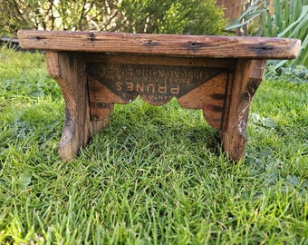 Taburete pequeño de madera rústica francesa vintage, muebles rústicos vintage, taburete antiguo, decoración de taburete de madera