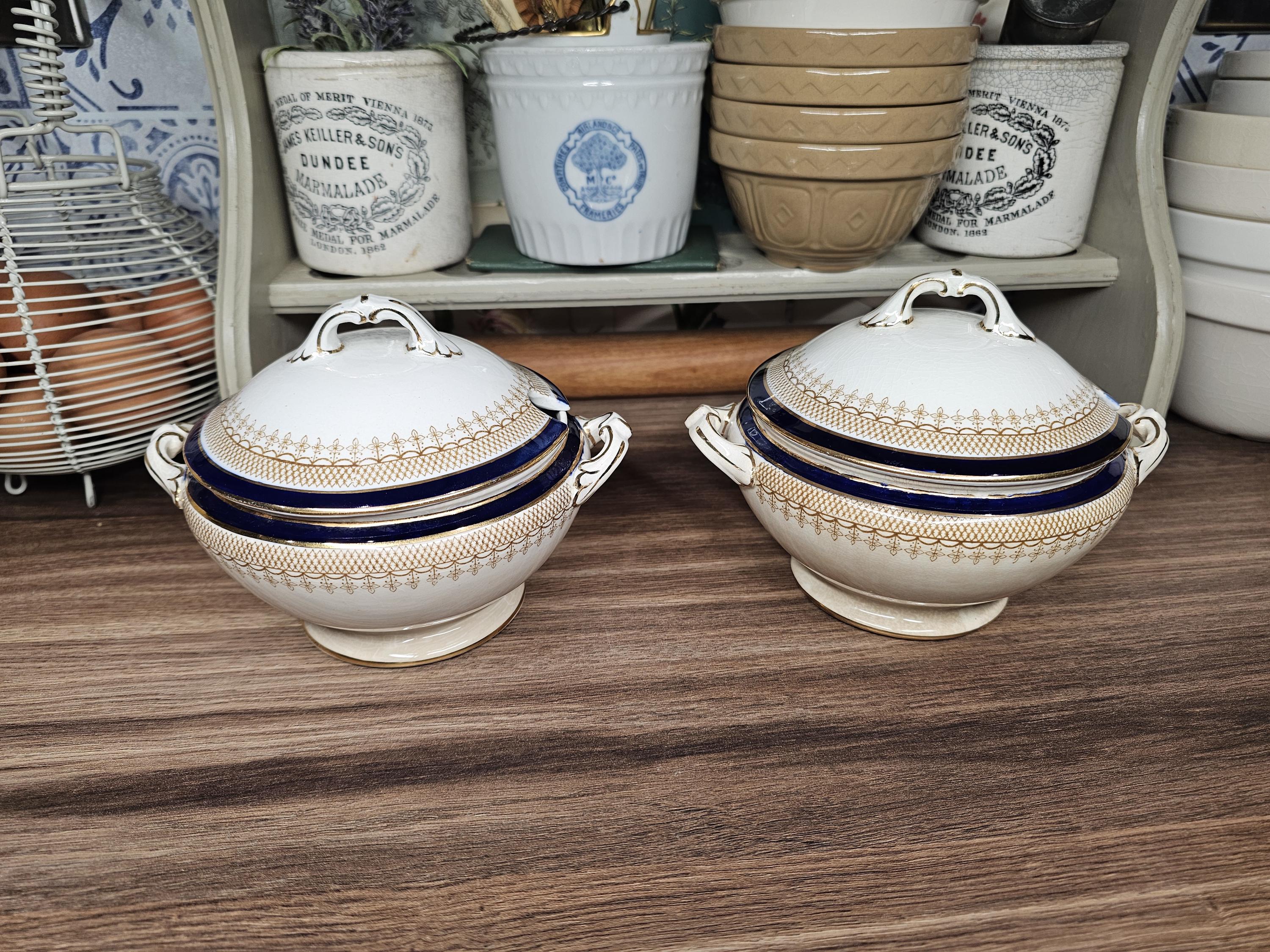 Lot De 8 Bols à Soupe Wedgwood - Porcelaine Bone China, Bordure Dorée, Modèle X7000, Occasion Excellent état