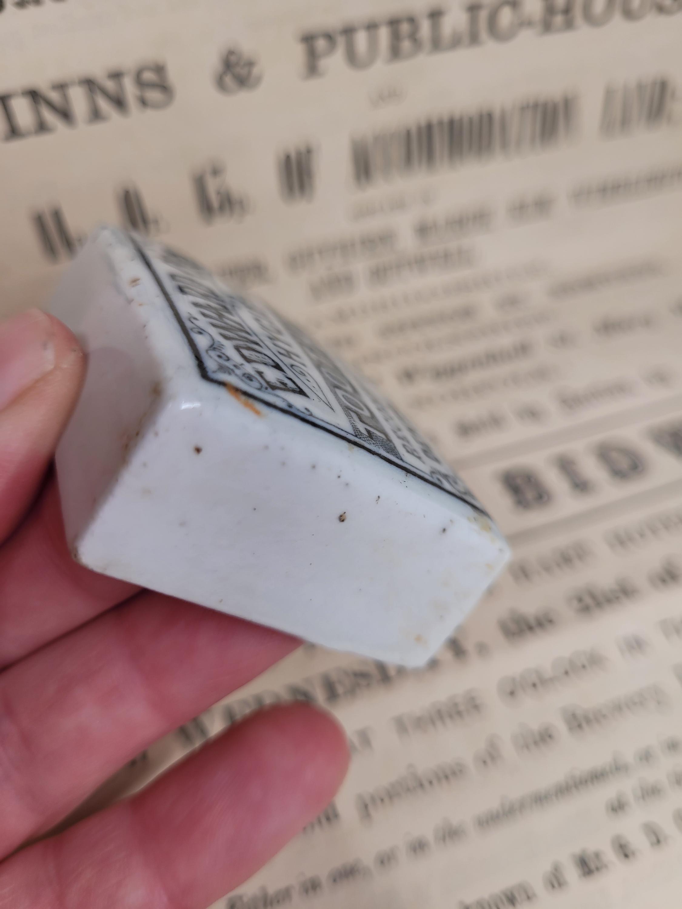 イギリス ビクトリア朝 エドワード クックス 衛生歯磨き粉 ポット蓋