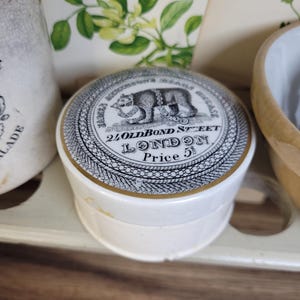 Antique English White Ironstone Bears Grease Pot Lid and Base, Pot Lid, Antique Advertising Pot, Antique Cream Pot