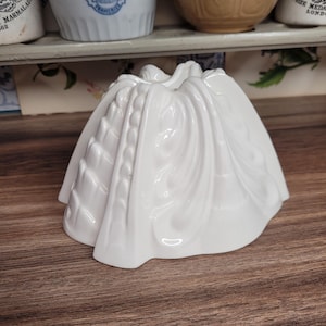 Decorative Antique Cermaic Jelly Mould Ironstone Kitchen Decor BLANC-MANGE Mould